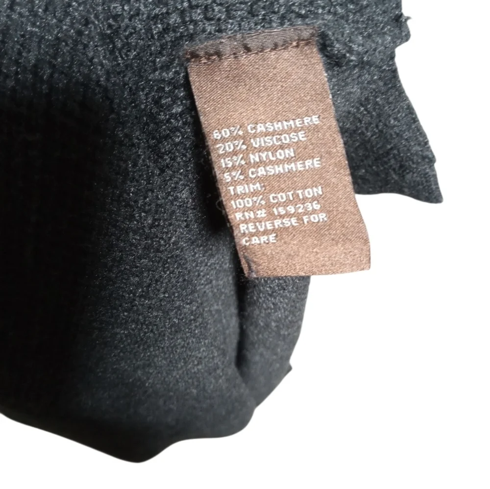 J.McLaughlin Crew Neck Knit Sweater Gray Soft Classic Pullover Women's Medium